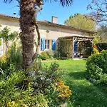 Сasa de vacaciones De Fenouil, Piscine, Parc, 3 étoiles Civrac-de-Blaye