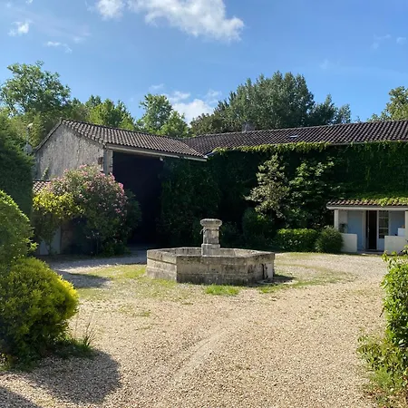 De Fenouil, Piscine, Parc, 3 Etoiles Civrac-de-Blaye
