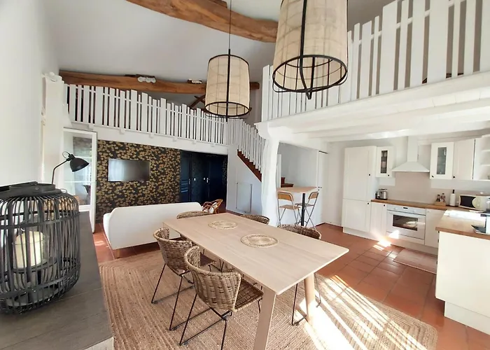 Dom wakacyjny De Fenouil, Piscine, Parc, 3 Etoiles *