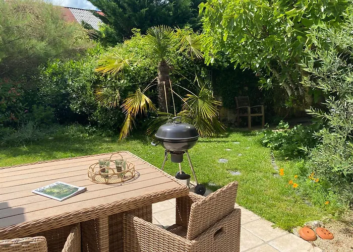 De Fenouil, Piscine, Parc, 3 Etoiles *