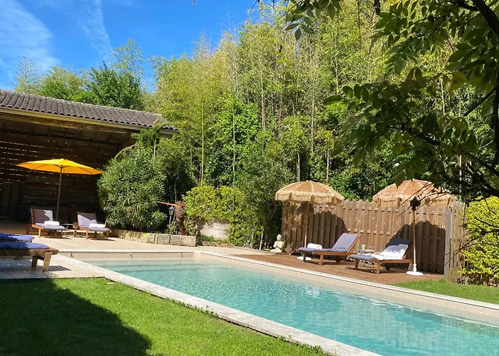 De Fenouil, Piscine, Parc, 3 Etoiles Civrac-de-Blaye